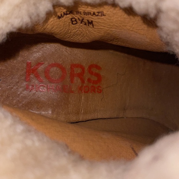 Michael Kors wedge boots with fur on inside - Picture 5 of 6